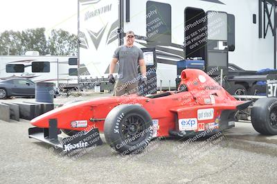 media/Jan-15-2023-CalClub SCCA (Sun) [[40bbac7715]]/Around the Pits/